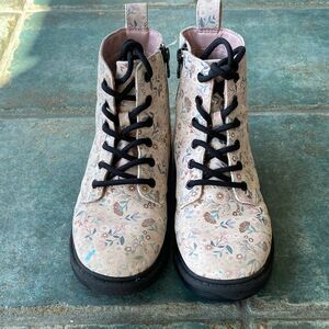 Art of Class Kids Floral Boots - Cream and Black